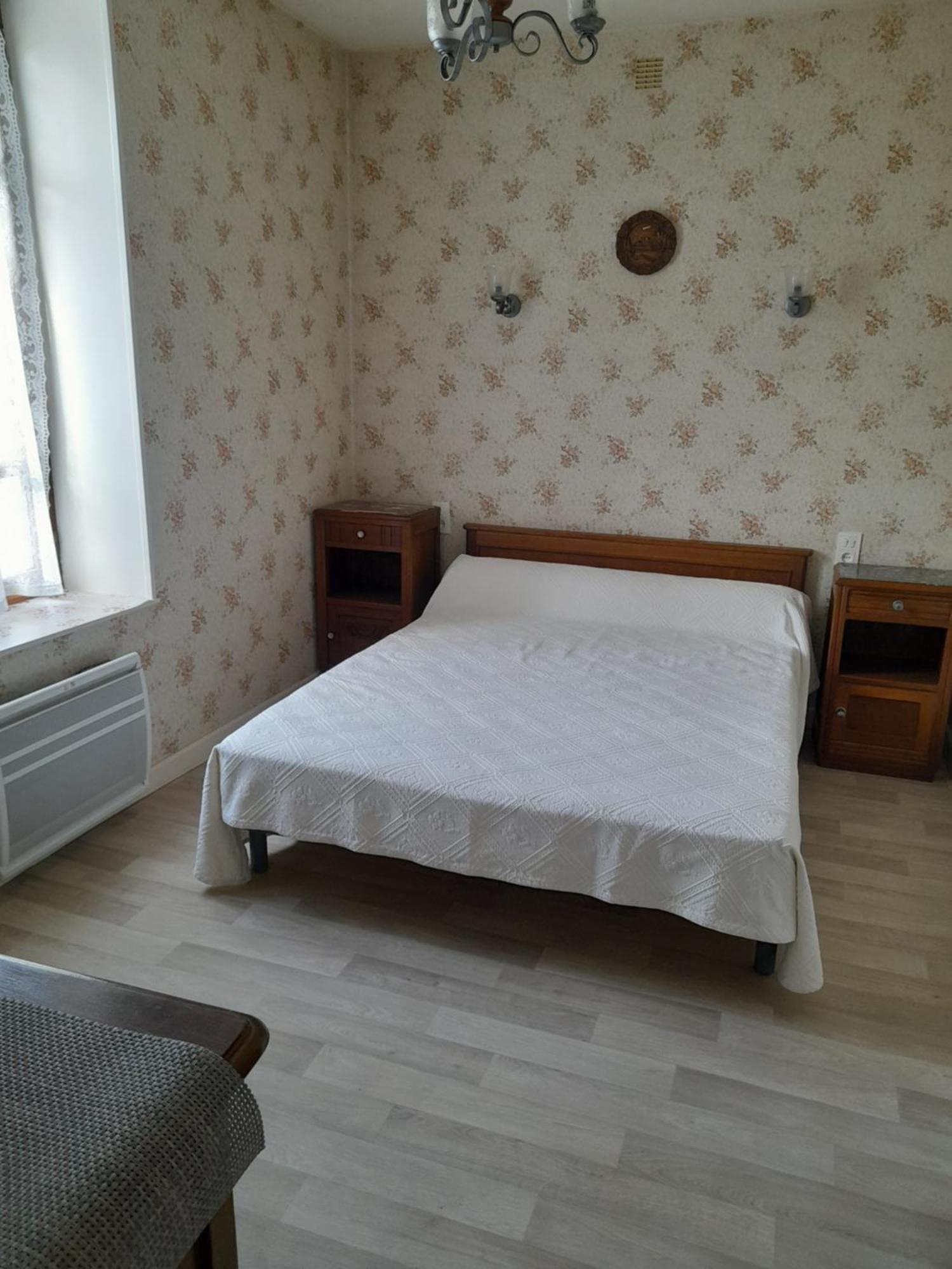 Maison Proche Le Pal 4Kms Thiel-sur-Acolin ภายนอก รูปภาพ